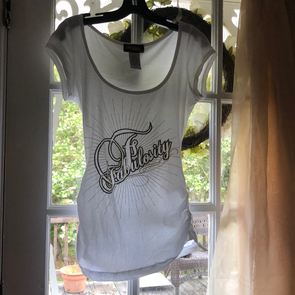 Fabulosity gently worn T-shirt. Size medium.